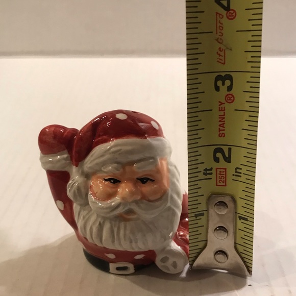 Vintage Santa And Toy Filled Car Salt & Pepper Shaker Set Hand-Painted - Picture 16 of 16